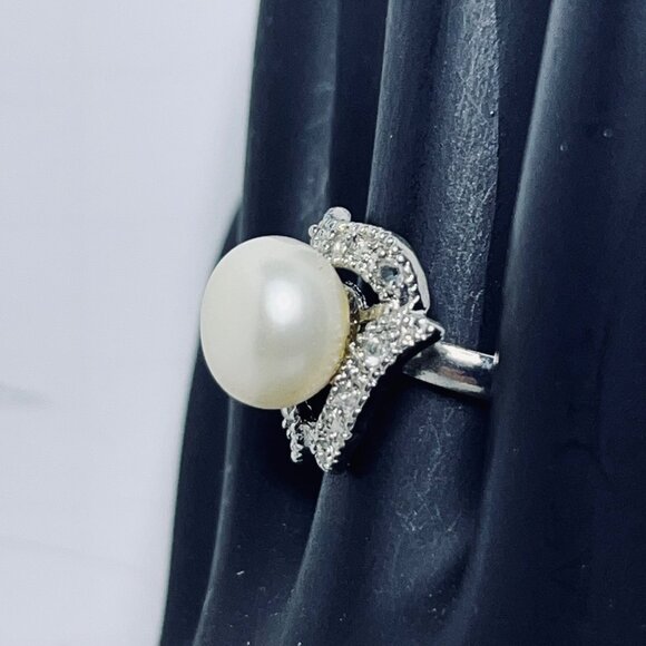 Silver Tone Adjustable Ring With Faux Pearl & Rhinestone Accent (R439) - Picture 3 of 8